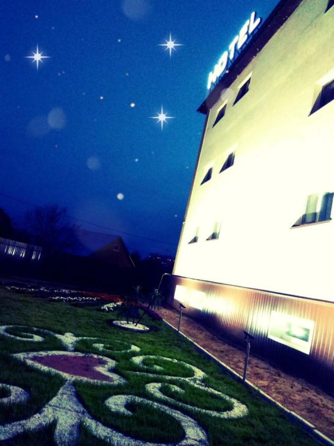 Altyn Orda Hotel Petropavlovsk Ngoại thất bức ảnh